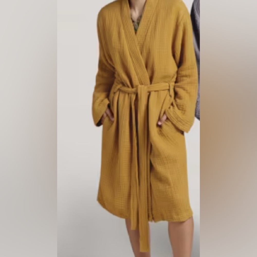 Parachute yellow cloud cotton robe